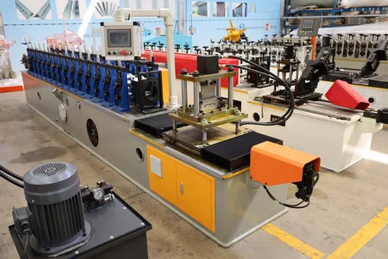 China Factory Hot Sell Galvanized Steel Roller Shutter Strip Roll Forming Machine 