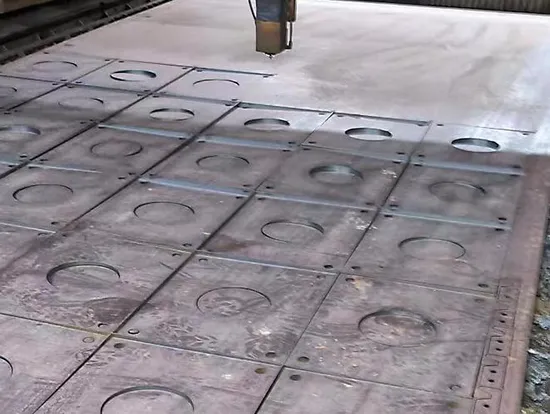 China CNC laser Machine for Seamless Carbon Steel Pipe Plate Processing 